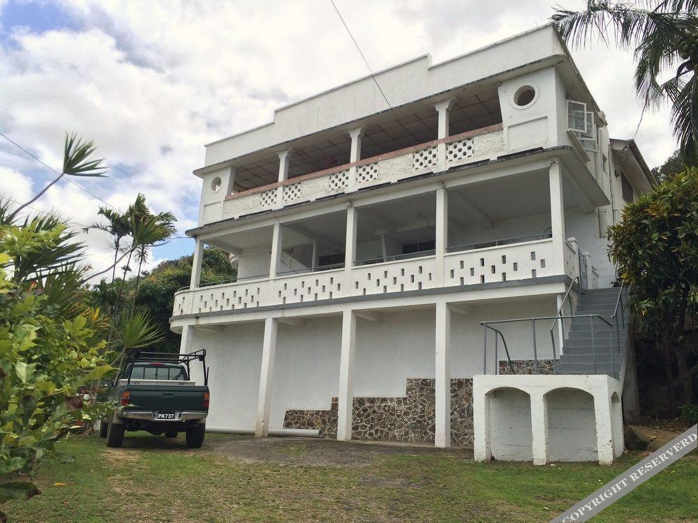 Harbour Vista Inn Кастри Екстериор снимка