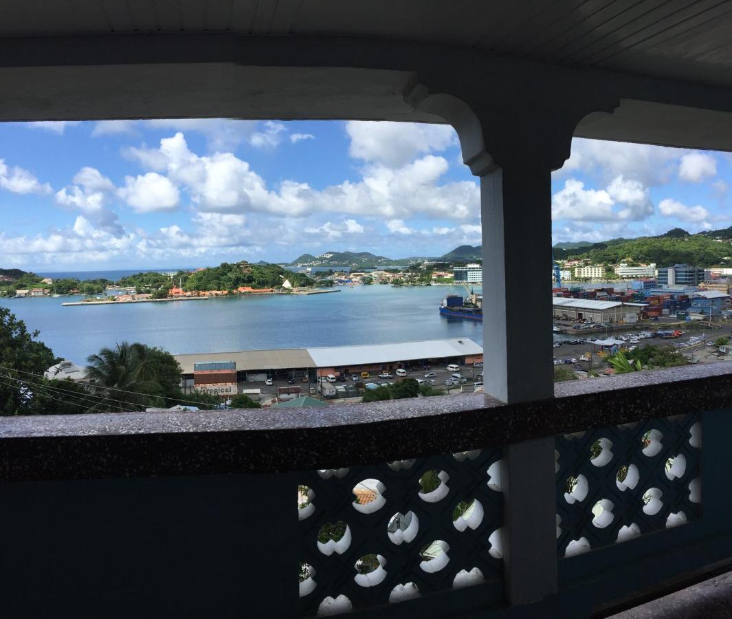 Harbour Vista Inn Кастри Екстериор снимка